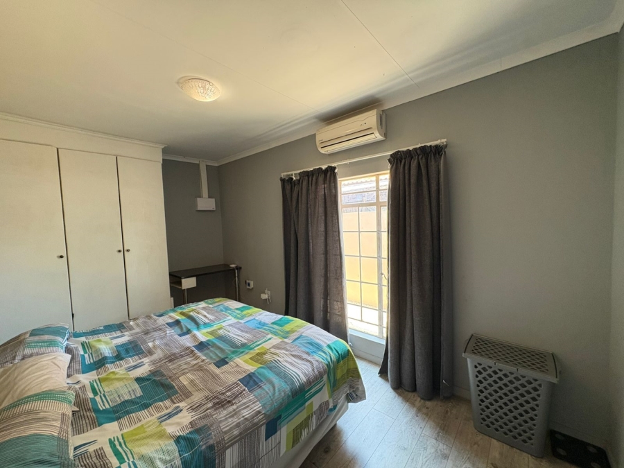 4 Bedroom Property for Sale in Waterval East North West